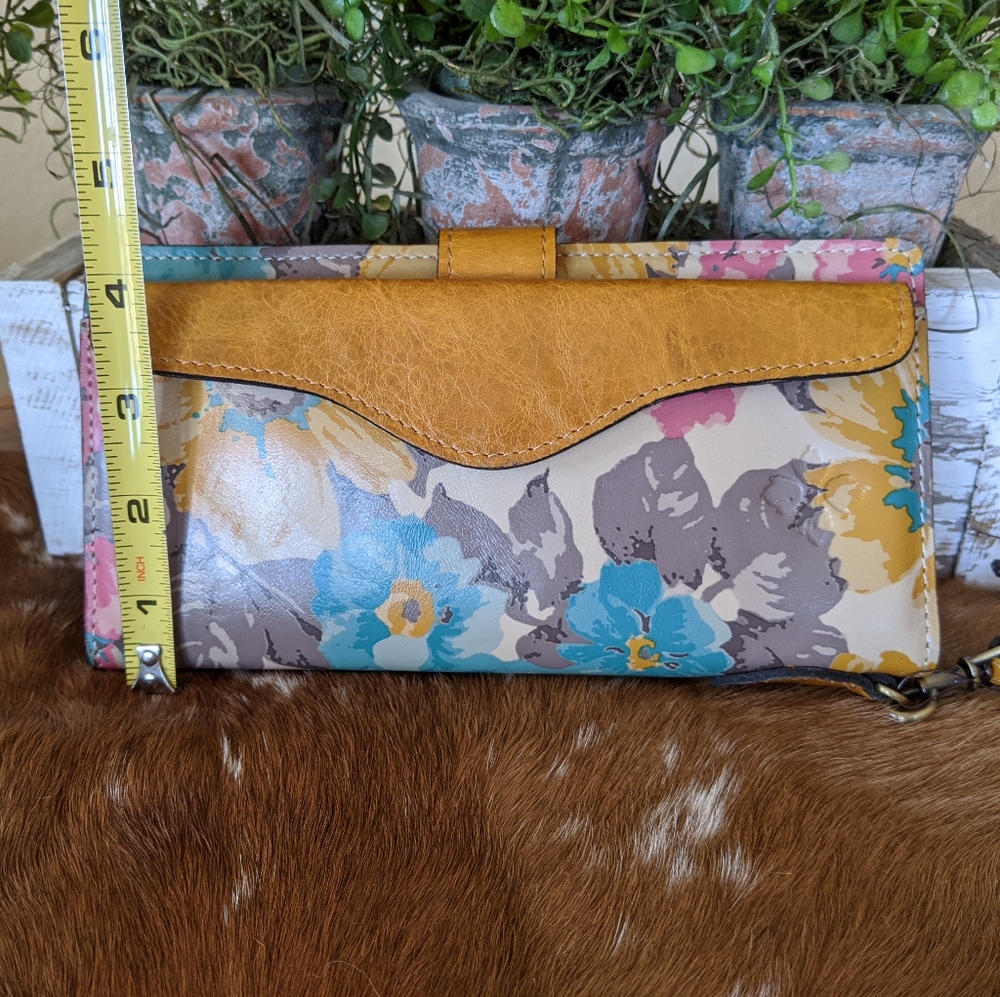 Patricia Nash Wallet Wristlet First Bloom P581326 - Picture 6 of 7